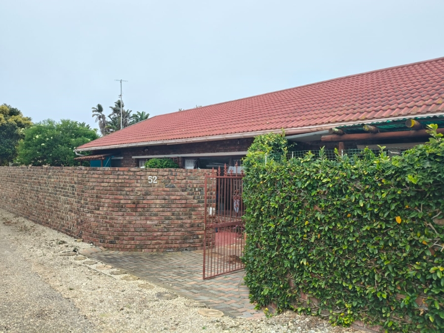 3 Bedroom Property for Sale in Aston Bay Eastern Cape